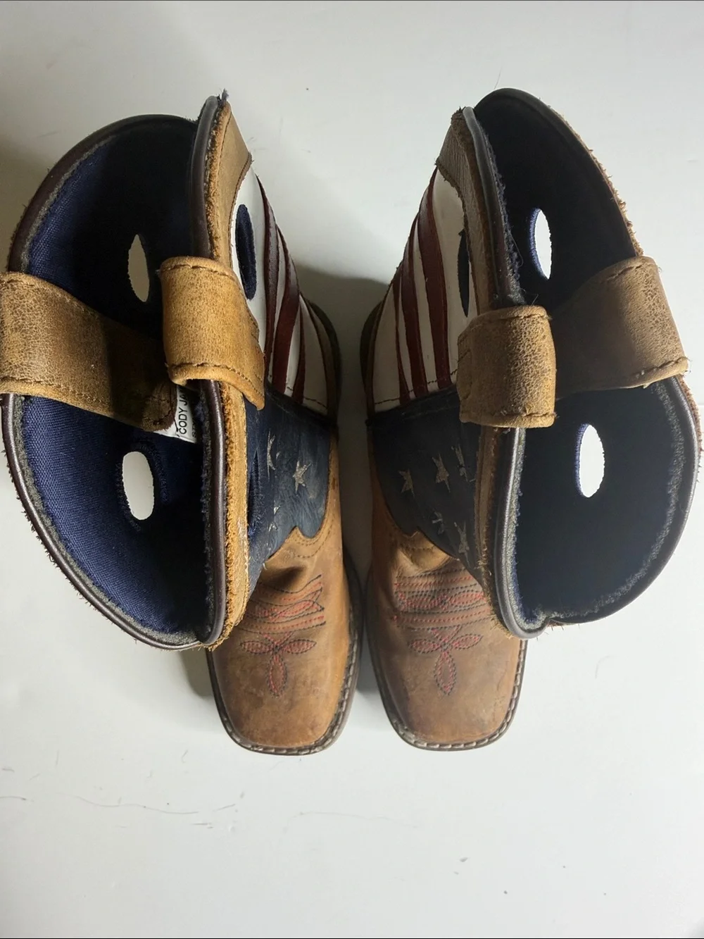 CODY JAMES BOYS' USA FLAG WESTERN BOOTS - BROAD SQUARE TOE size 1D
